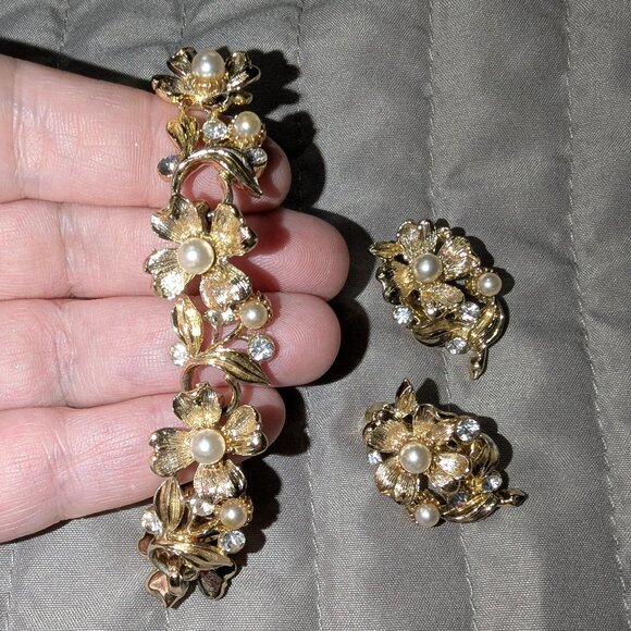 Lisner Bracelet & Earrings Set MISSING RHINESTONES 3244 - Picture 1 of 8